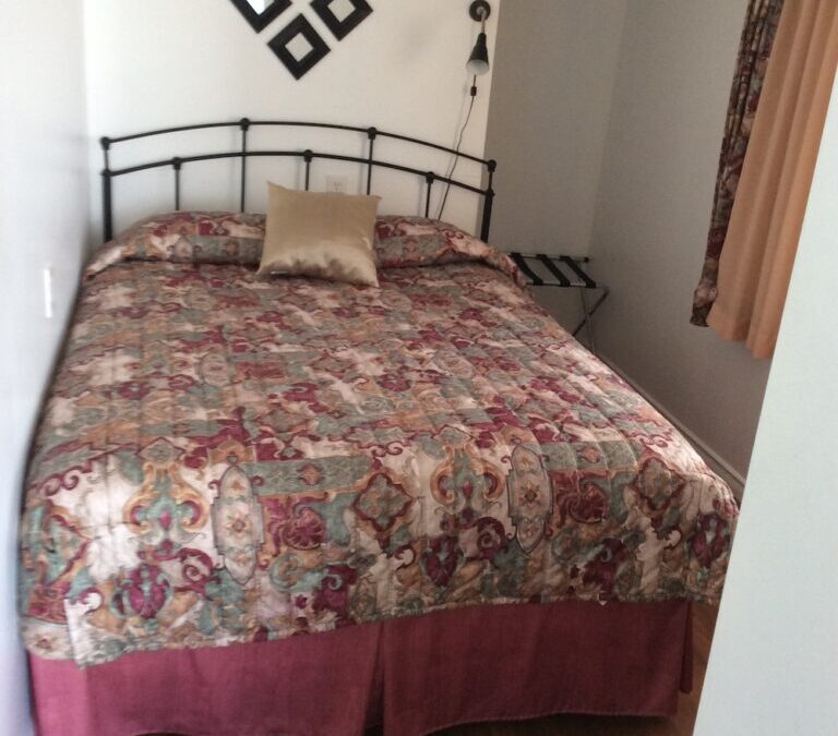 Queen bed in a separate room (Room #5)